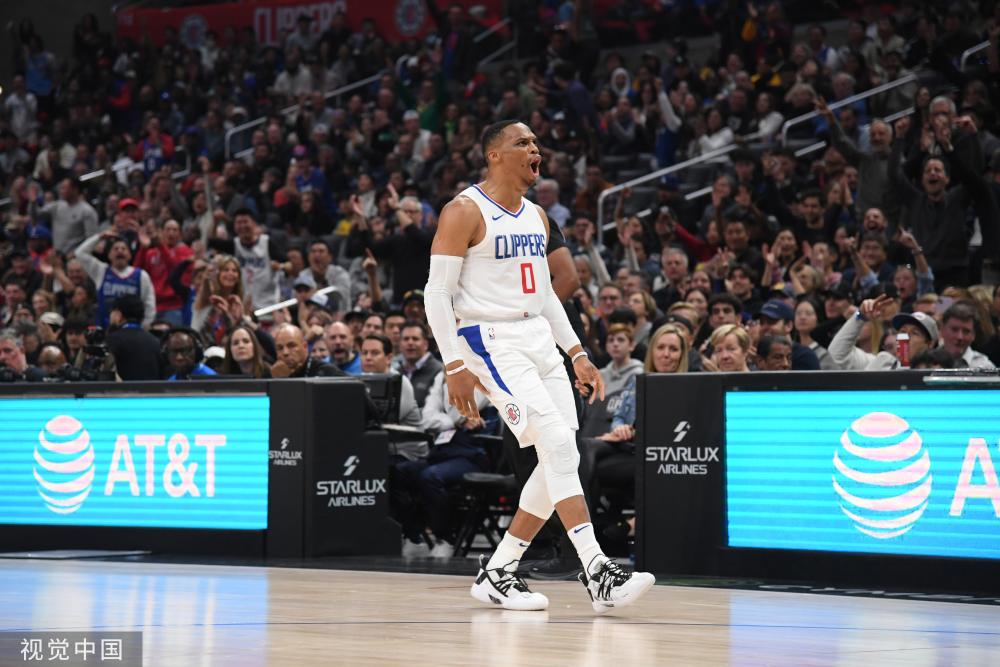 在后防线和 在后防线和